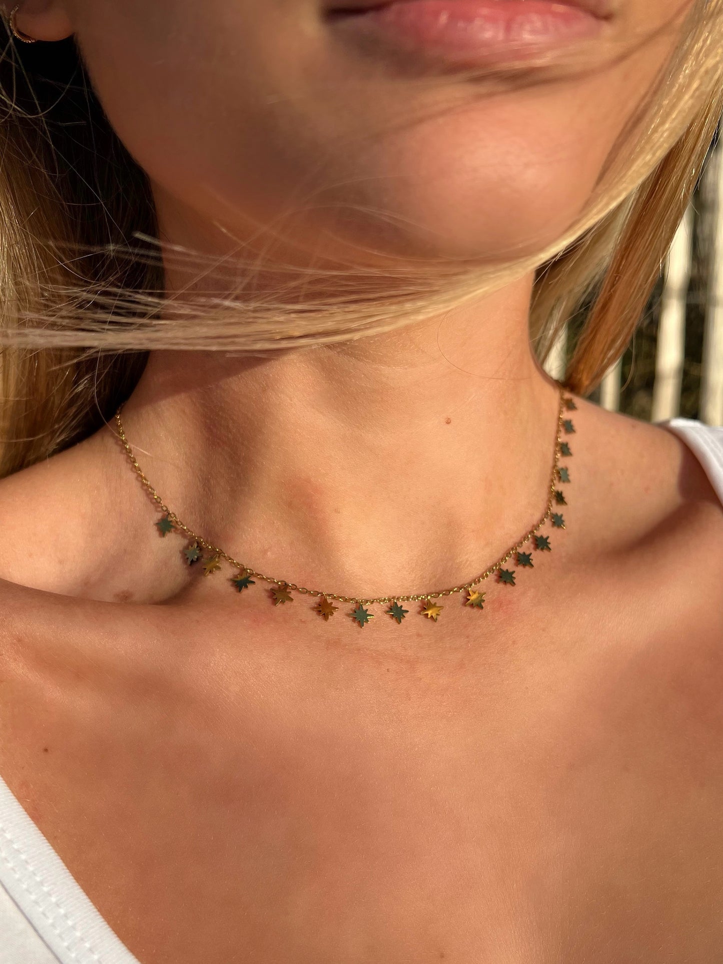 Collier Laura