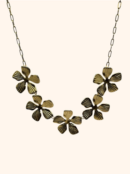 Collier Vaea
